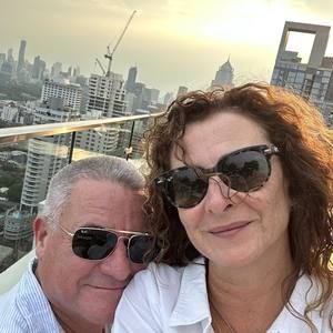 Meet your Posher, Debbie